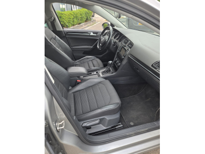 Volkswagen Golf 2.0 TDI BlueMotion DSG Highline