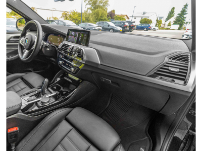 BMW X4 xDrive 20d/ 4WD /M PAKET/NAVI /LED/19/360°/KEYLESS
