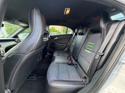 Mercedes-Benz A 180 A A 180 CDI / d BlueEfficiency