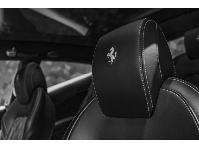 Ferrari FF V12 - GRIGIO SILVERSTONE