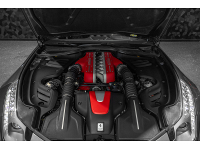 Ferrari FF V12 - GRIGIO SILVERSTONE