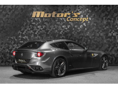 Ferrari FF V12 - GRIGIO SILVERSTONE