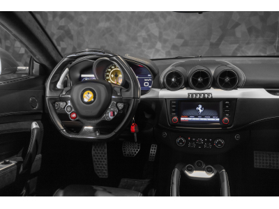 Ferrari FF V12 - GRIGIO SILVERSTONE