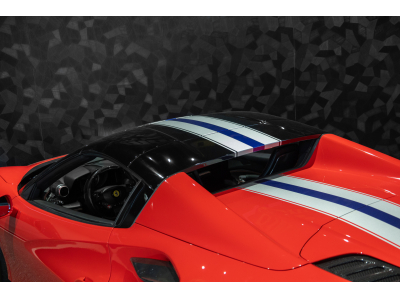 Ferrari F8 Spider V8 BI-TURBO - Rosso Corsa