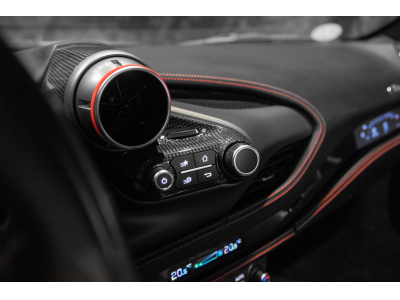Ferrari F8 Spider V8 BI-TURBO - Rosso Corsa