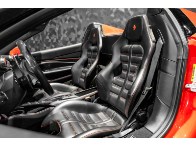Ferrari F8 Spider V8 BI-TURBO - Rosso Corsa