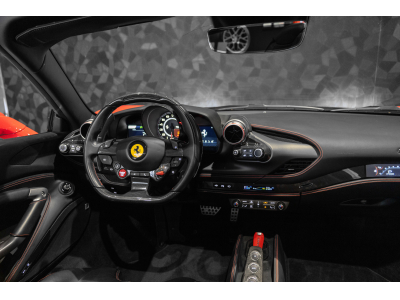 Ferrari F8 Spider V8 BI-TURBO - Rosso Corsa