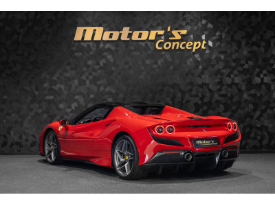 Ferrari F8 Spider V8 BI-TURBO - Rosso Corsa