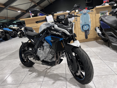 CF Moto 675 NK 