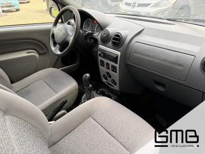 Dacia Logan 1.6 MPI 87