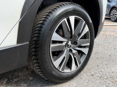 Peugeot e-2008 2008 Allure