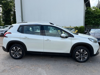 Peugeot e-2008 2008 Allure