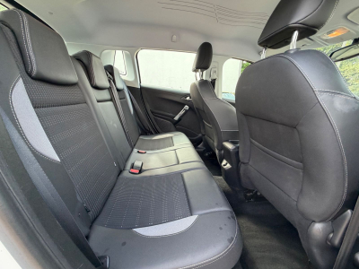 Peugeot e-2008 2008 Allure