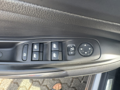 Opel Grandland OPEL GRANDLAND X HYBRID PLUG IN LEDER NAVI LED AUTOMATIK