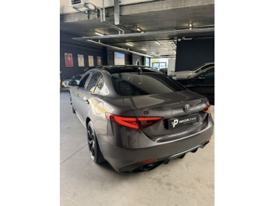 Alfa Romeo Giulia Giulia Veloce Q4/19/PANO/CAMERA/CUIR/VOLL