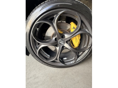 Alfa Romeo Giulia Giulia Veloce Q4/19/PANO/CAMERA/CUIR/VOLL