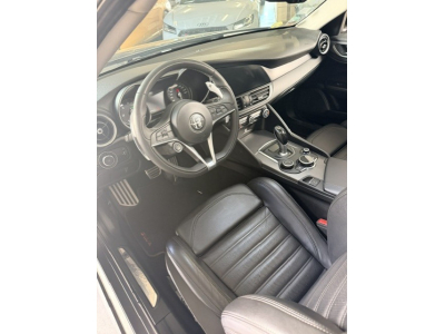Alfa Romeo Giulia Giulia Veloce Q4/19/PANO/CAMERA/CUIR/VOLL