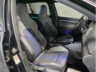 Volkswagen Golf R 2.0 TSI 320 4MOTION HARMAN KARDON IQ-LIGHT NAVI