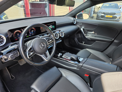 Mercedes-Benz A 250 e Plug in PROGRESSIVE LINE PANO CUIR NAVI 1 HAND