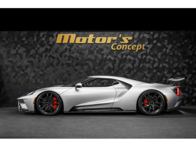 Ford GT Carbon Series - Ingot Silver