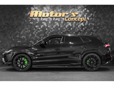 Lamborghini Urus V8 - NERO HELENE METALLIC