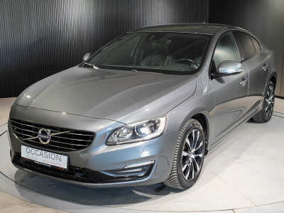 Volvo S60 S60 D2 BOITE AUTO GPS CAMERA SIEGES + VOLANT CHAUFF