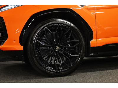 Lamborghini Urus SE - ARANCIO EGON
