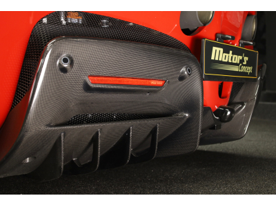 Ferrari SF90 Spider ROSSO CORSA METALLIC - FULL CARBON