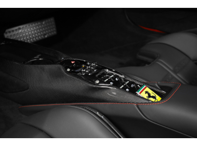 Ferrari SF90 Spider ROSSO CORSA METALLIC - FULL CARBON