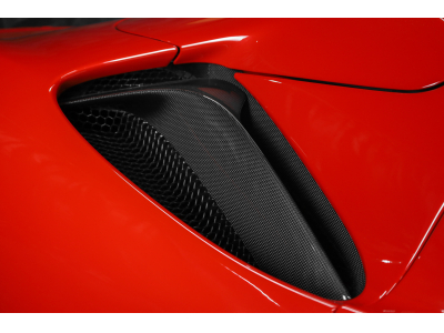 Ferrari SF90 Spider ROSSO CORSA METALLIC - FULL CARBON