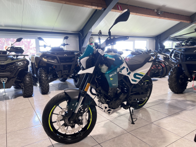 Benelli BKX 300 S