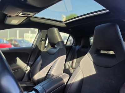 Mercedes-Benz A 180 D AMG LINE NEW MODEL PANO CUIR NAVI