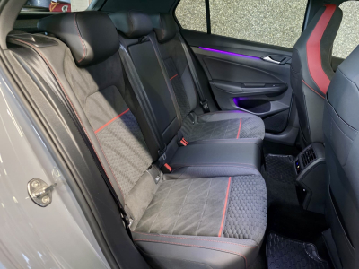 Volkswagen Golf GTI 2.0 TSI 300 CLUBSPORT ÉDITION 45 AKRAPOVIC DCC NURBURGRING PANO NAVI