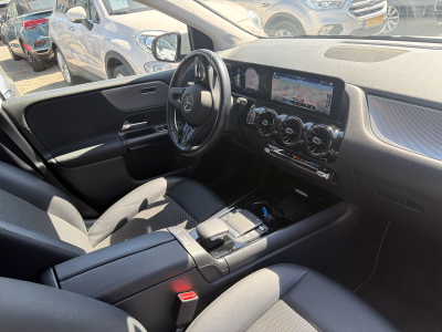 Mercedes-Benz B 180 136CV AUTO ATT-REM.