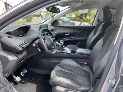 Peugeot 5008 1.5 BlueHdi Crossway 130cv 7 Places