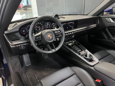 Porsche 992 CARRERA 4S CABRIOLET/ GENTIANE BLUE/ CHRONO/APPROVED