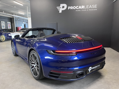 Porsche 992 CARRERA 4S CABRIOLET/ GENTIANE BLUE/ CHRONO/APPROVED
