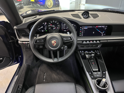 Porsche 992 CARRERA 4S CABRIOLET/ GENTIANE BLUE/ CHRONO/APPROVED