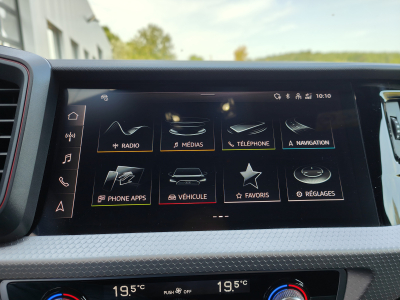 Audi A1 A1 SPORTBACK 30 TFSI S-LINE S-TRONIC CARPLAY ECLAIRAGE AMBIANCE
