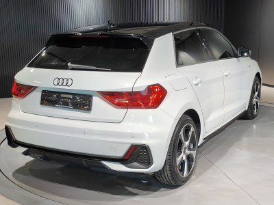 Audi A1 A1 SPORTBACK 30 TFSI S-LINE S-TRONIC CARPLAY ECLAIRAGE AMBIANCE