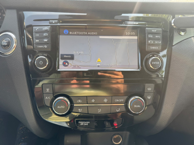 Nissan Qashqai NISSAN QASHQAI TEKNA 360 KAMERA NAVI XENON AUTOMATIK