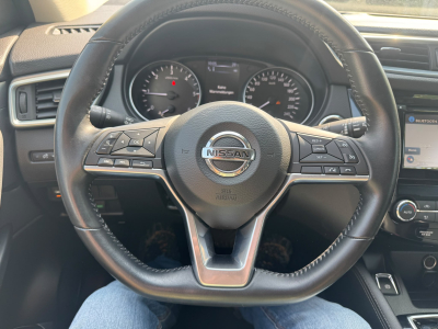 Nissan Qashqai NISSAN QASHQAI TEKNA 360 KAMERA NAVI XENON AUTOMATIK
