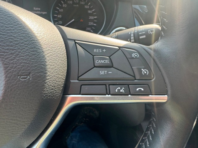 Nissan Qashqai NISSAN QASHQAI TEKNA 360 KAMERA NAVI XENON AUTOMATIK