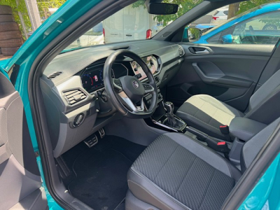 Volkswagen T-Cross VOLKSWAGEN T-CROSS R-LINE LED AUTOMATIK LEDER NAVI DIGITAL COCKPIT