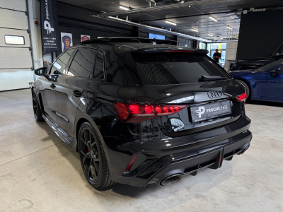 Audi RS3 2.5 TFSI SPORTBACK QUATTRO/ MAGNETIC RIDE/SPORT RS/360°/SONOS