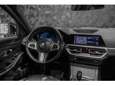 BMW 320 i BERLINE M-SPORT