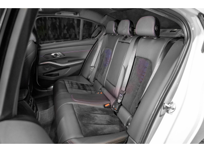 BMW 320 i BERLINE M-SPORT
