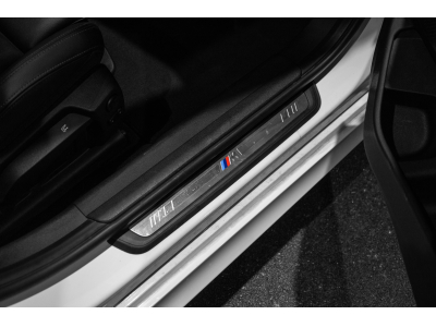 BMW 320 i BERLINE M-SPORT