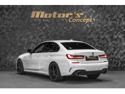 BMW 320 i BERLINE M-SPORT