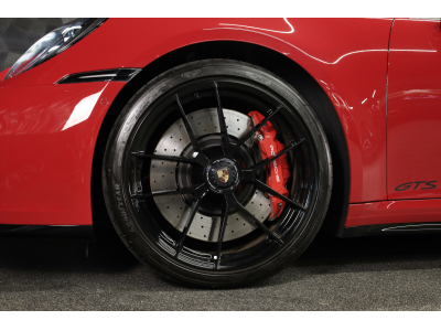 Porsche 992 .2 Targa 4 GTS PDK - ROUGE CARMIN